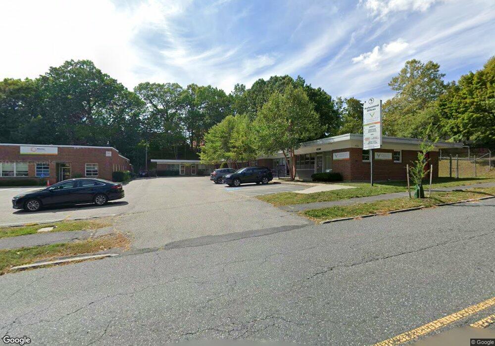 476 Appleton St unit 6, Holyoke, MA 01040 - photo 1