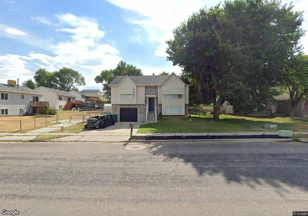 4690 S 2675 W unit 18, Roy, UT 84067 - photo 1