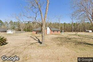 17 Grove Ln, Claxton, GA 30417