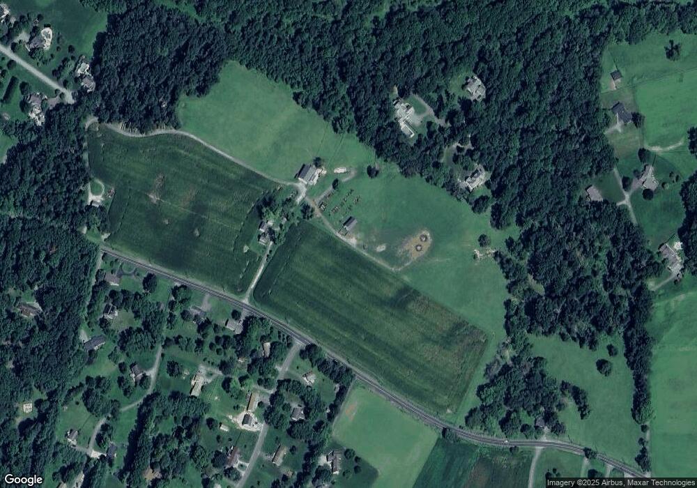 218 Obrecht Rd, Sykesville, MD 21784 - photo 1