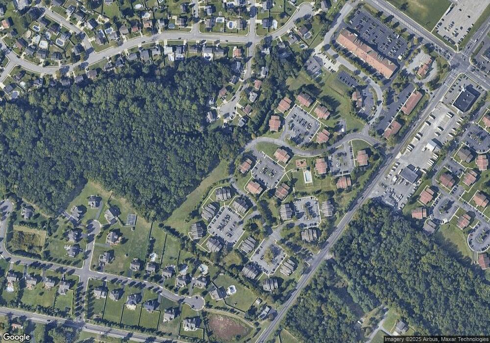 10 Pickwick Place unit J2, Sewell, NJ 08080 - photo 1