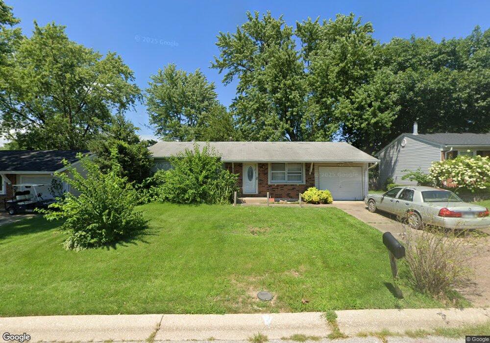 3336 Highgate Ln, Saint Charles, MO 63301 - photo 1