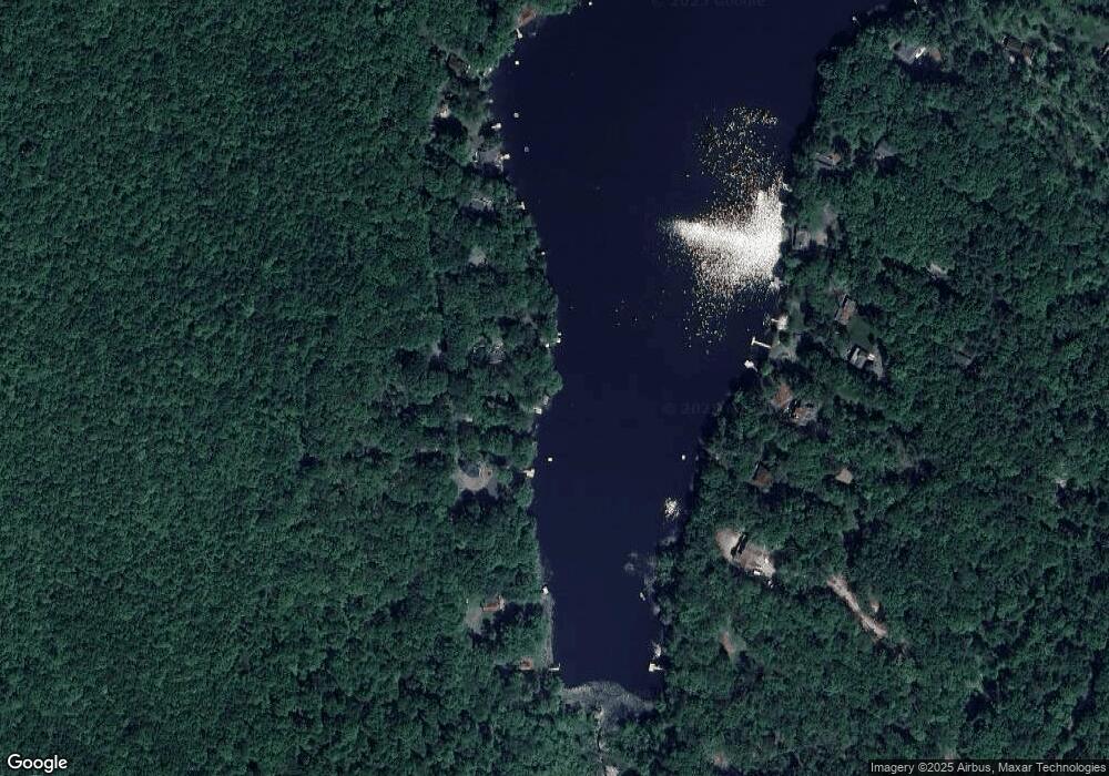 512 W Shore Dr, Hawley, PA 18428 - photo 1