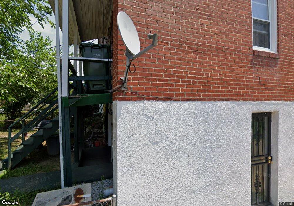 2922 Edgecombe Cir N, Baltimore, MD 21215 - photo 1