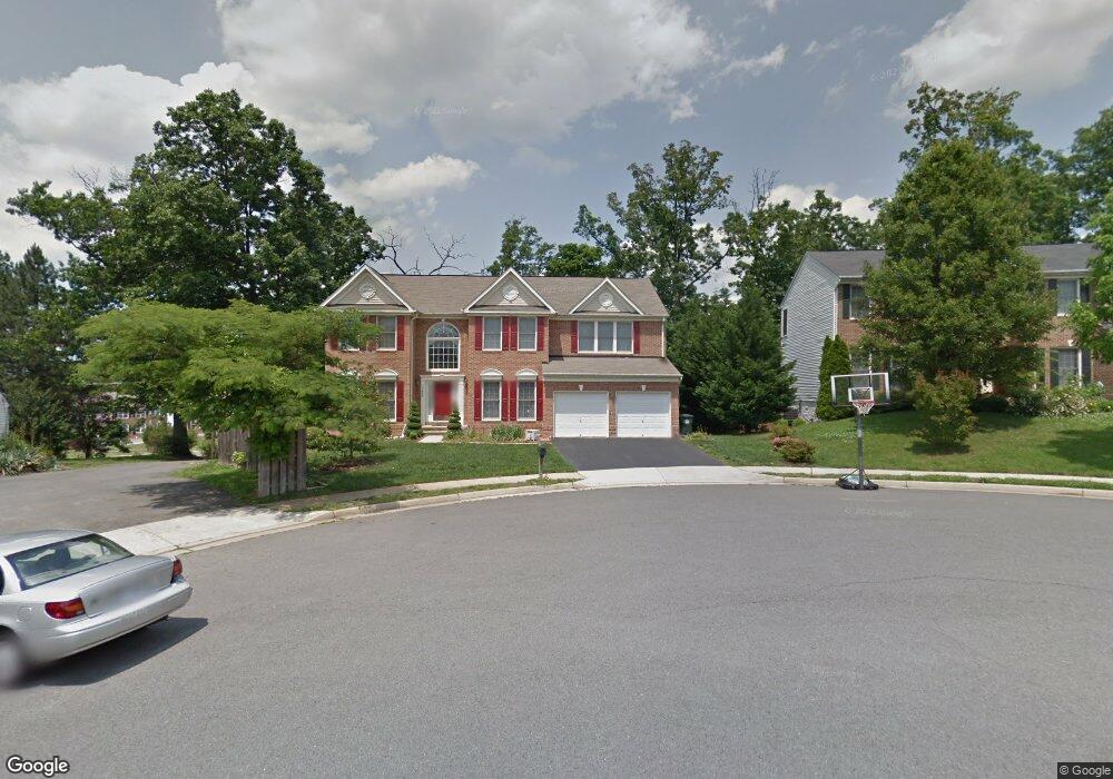 13344 Regal Crest Dr, Clifton, VA 20124 - photo 1