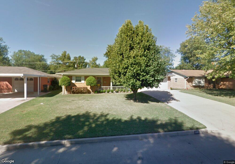 209 N Chambers Trail, Claremore, OK 74017 - photo 1