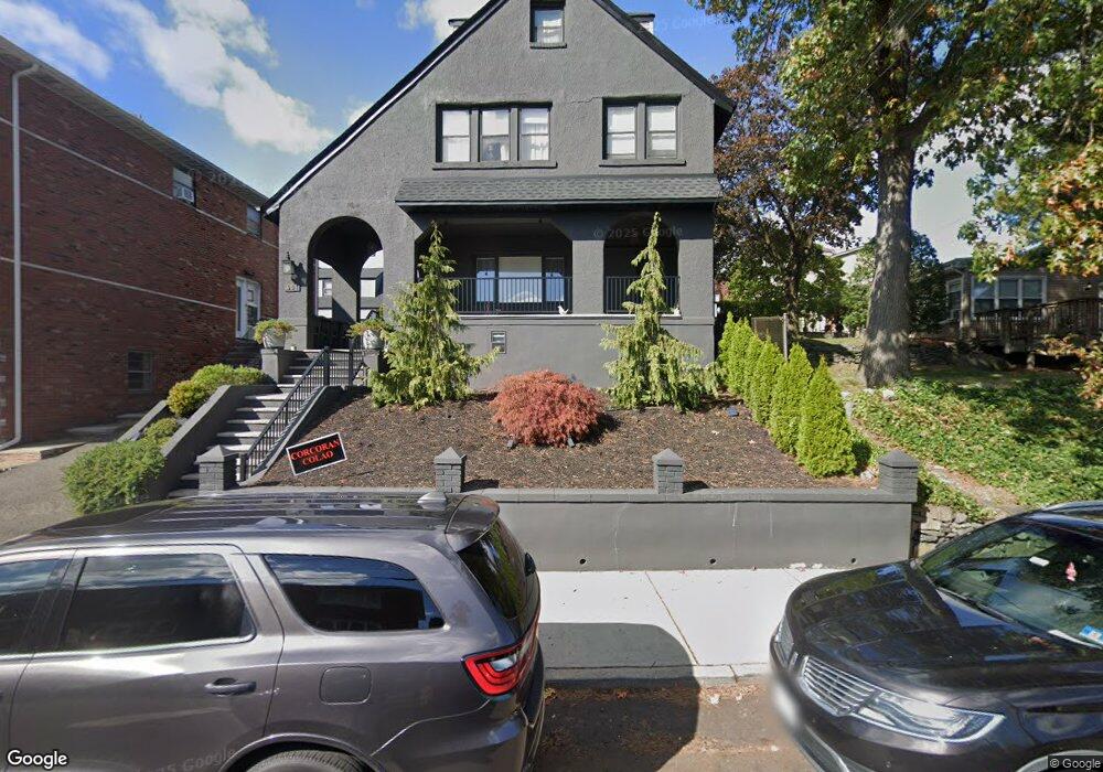 451 Commercial Ave unit 2, Cliffside Park, NJ 07010 - photo 1