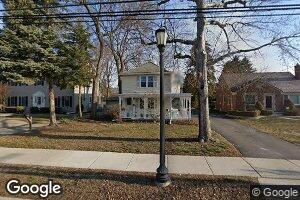 84 Vernier Rd, Grosse Pointe Shores, MI 48236