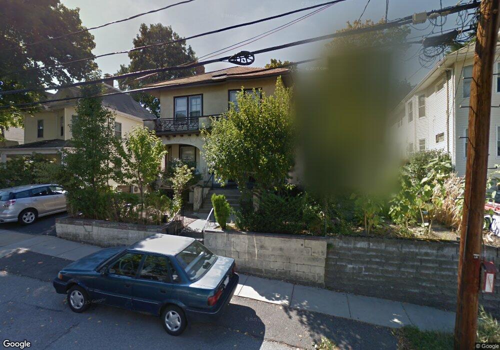 114 Langdon Ave unit 1, Watertown Town, MA 02472 - photo 1