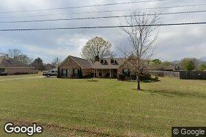 72 Countryside Ln, Columbus, MS 39702