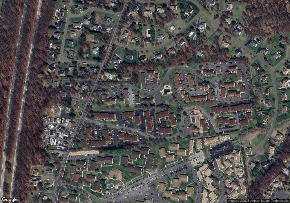 29 Buckingham Ct, Pomona, NY 10970 - photo 1