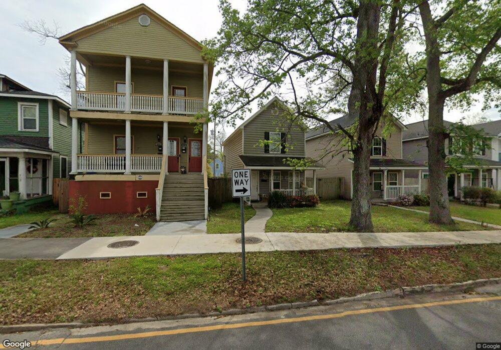 627 E Henry St, Savannah, GA 31401 - photo 1