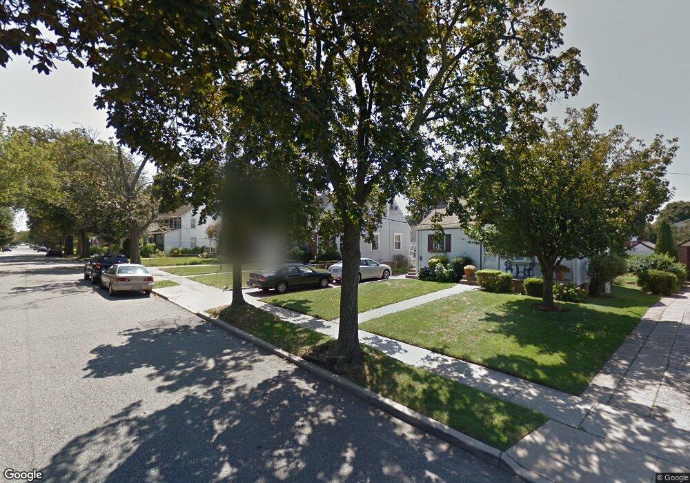 1027 Van Buren Ave, Franklin Square, NY 11010 - photo 1