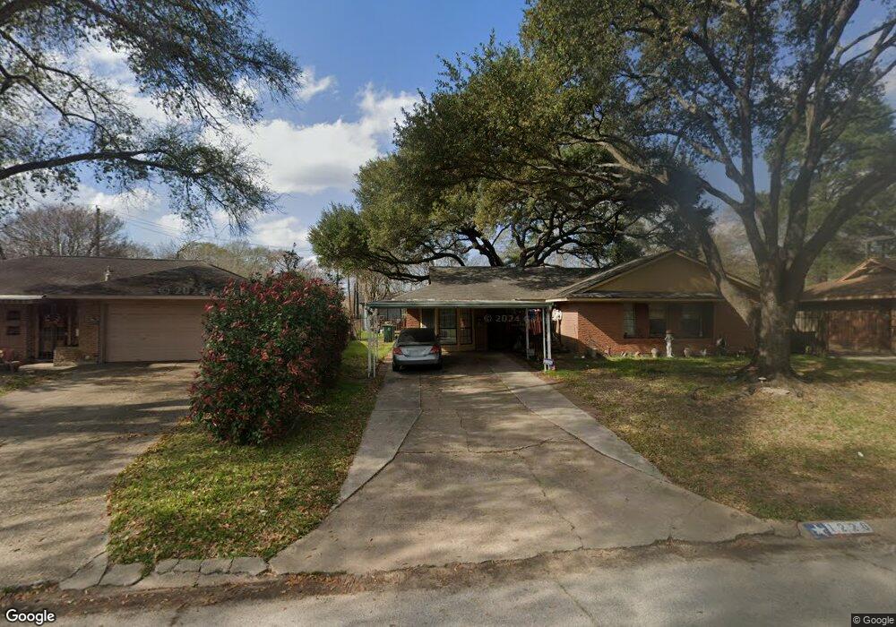 1226 W 31st St, Houston, TX 77018 - photo 1