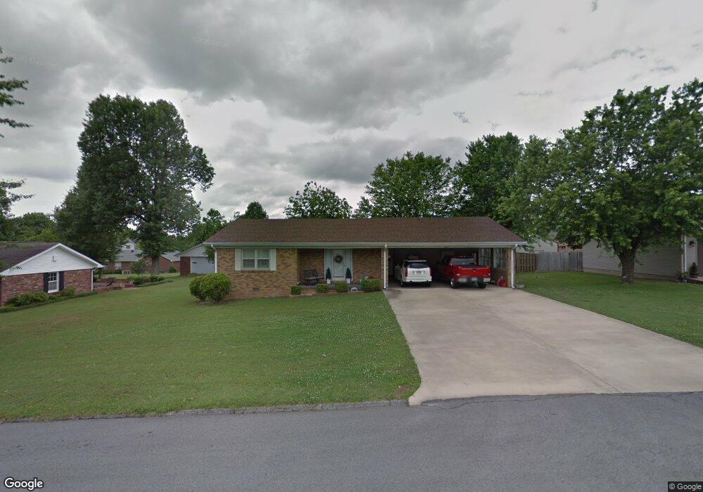 204 Rosewood Dr, Paragould, AR 72450 - photo 1