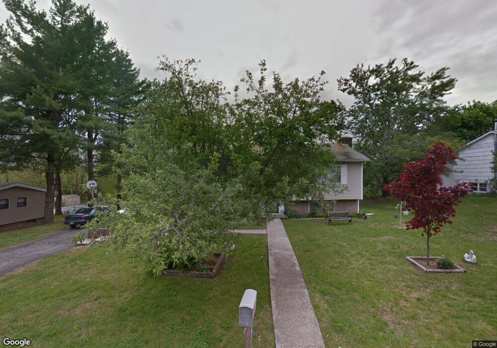 7 Waters Edge Rd, Poughkeepsie, NY 12601 - photo 1