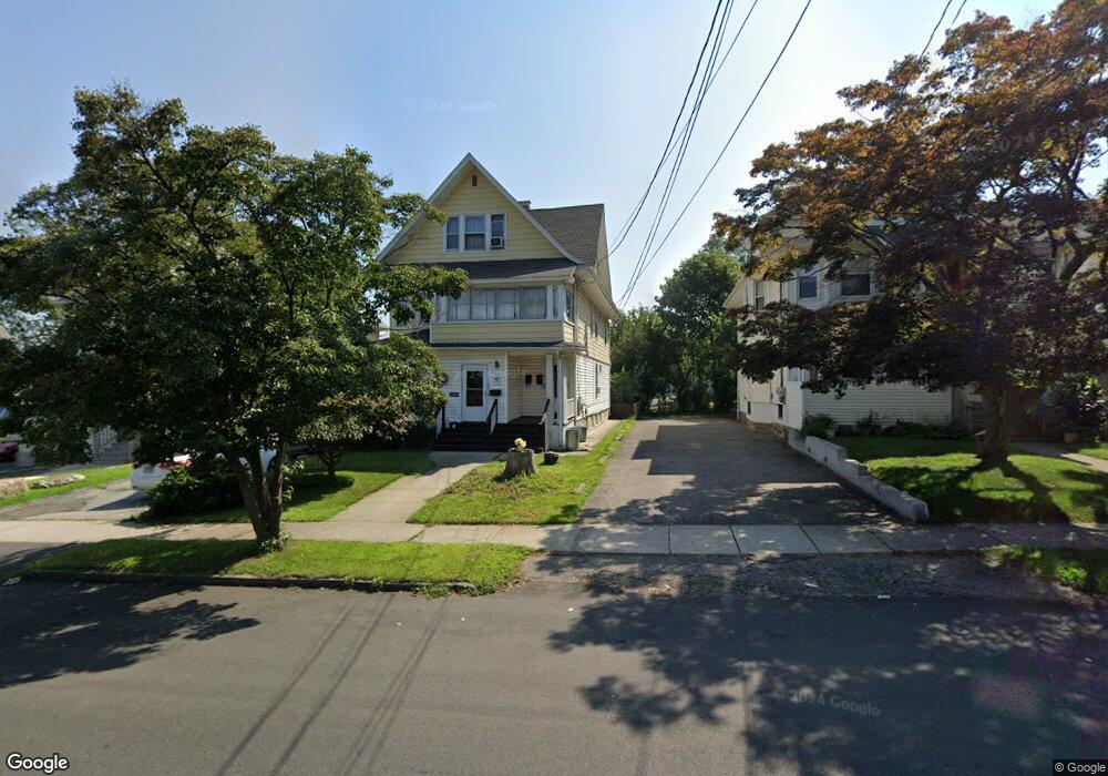 1553 W Broad St unit 2, Stratford, CT 06615 - photo 1