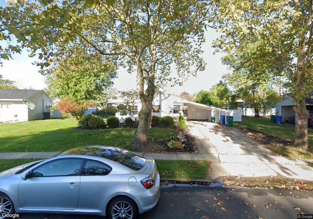 16 Broadleaf Rd, Levittown, PA 19057 - photo 1