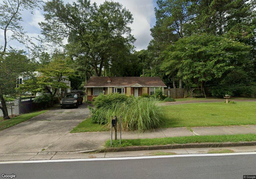 2414 Robinson Rd NE, Marietta, GA 30068 - photo 1