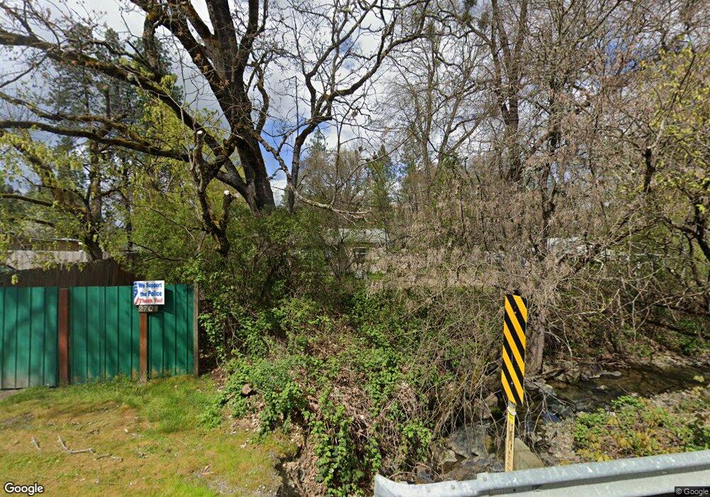 2701 Cloverlawn Dr, Grants Pass, OR 97527 - photo 1