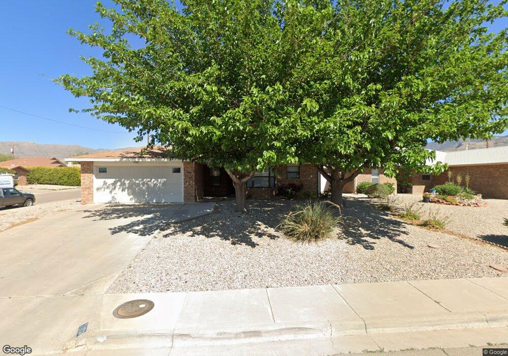 703 Candlewood Ct, Alamogordo, NM 88310 - photo 1