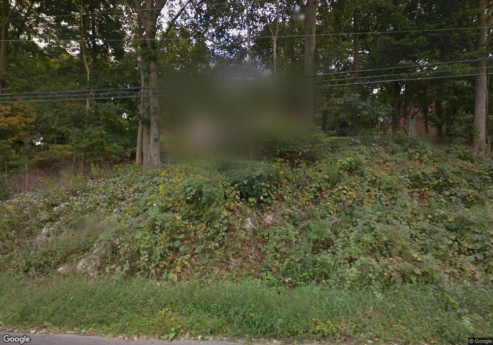 39 Taunton Hill Rd, Newtown, CT 06470 - photo 1