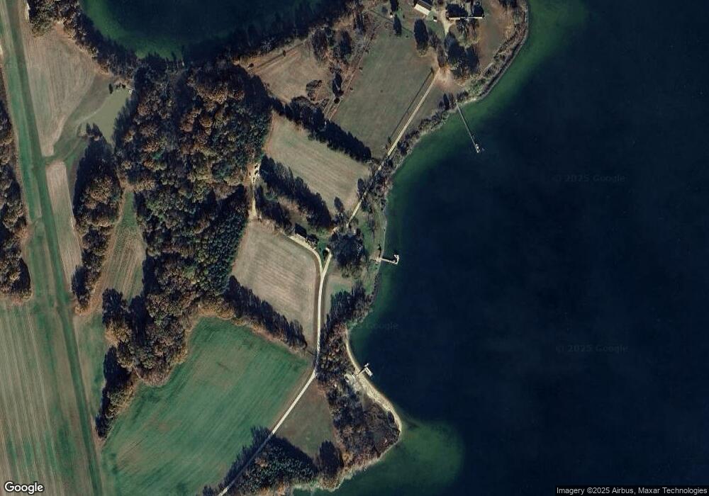 47270 W Saint Marys Manor Rd, Drayden, MD 20630 - photo 1