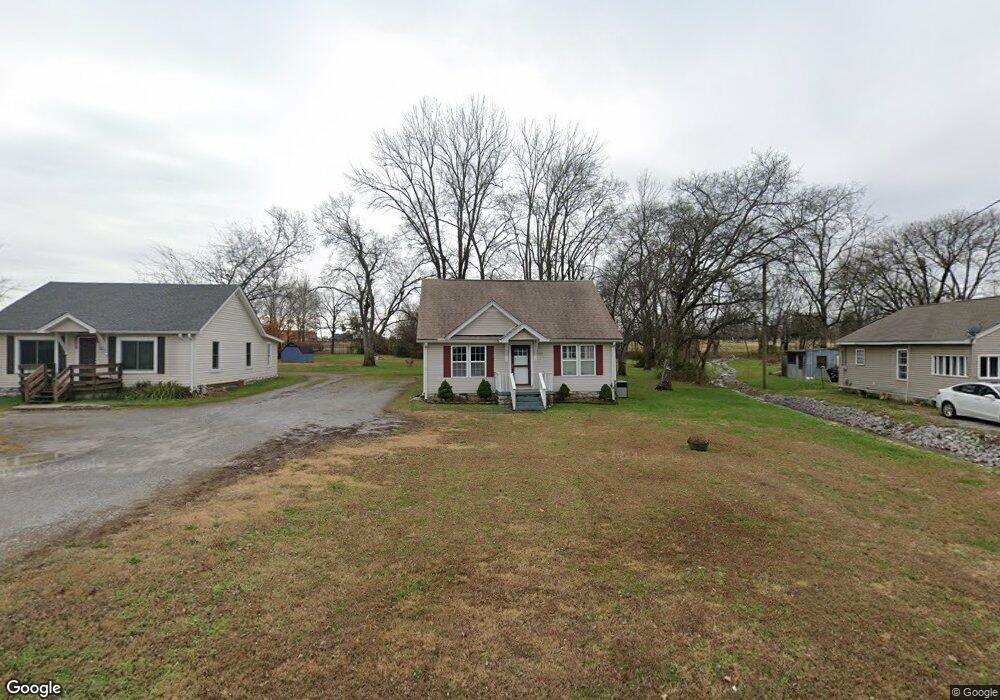 113 W Adams Ave, Lebanon, TN 37087 - photo 1