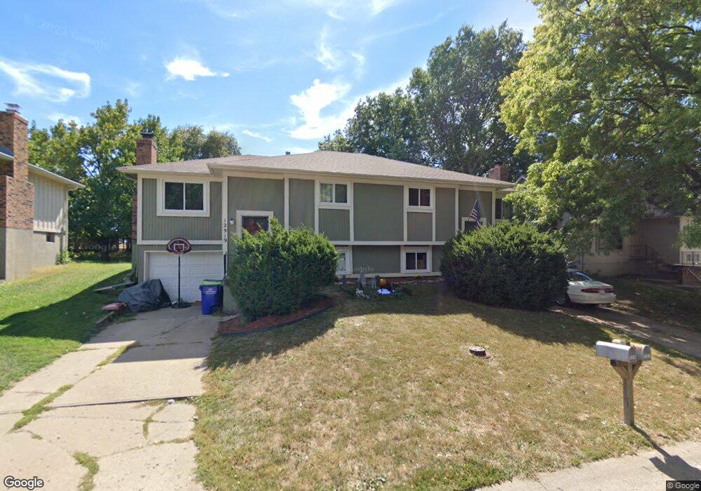 12919 W 61st Terrace, Shawnee, KS 66216 - photo 1