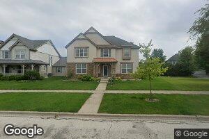 1713 N Woods Way, Vernon Hills, IL 60061
