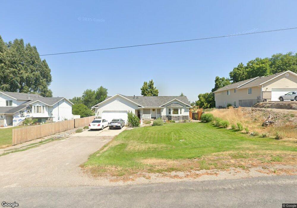 310 W 200 S, Hyrum, UT 84319 - photo 1