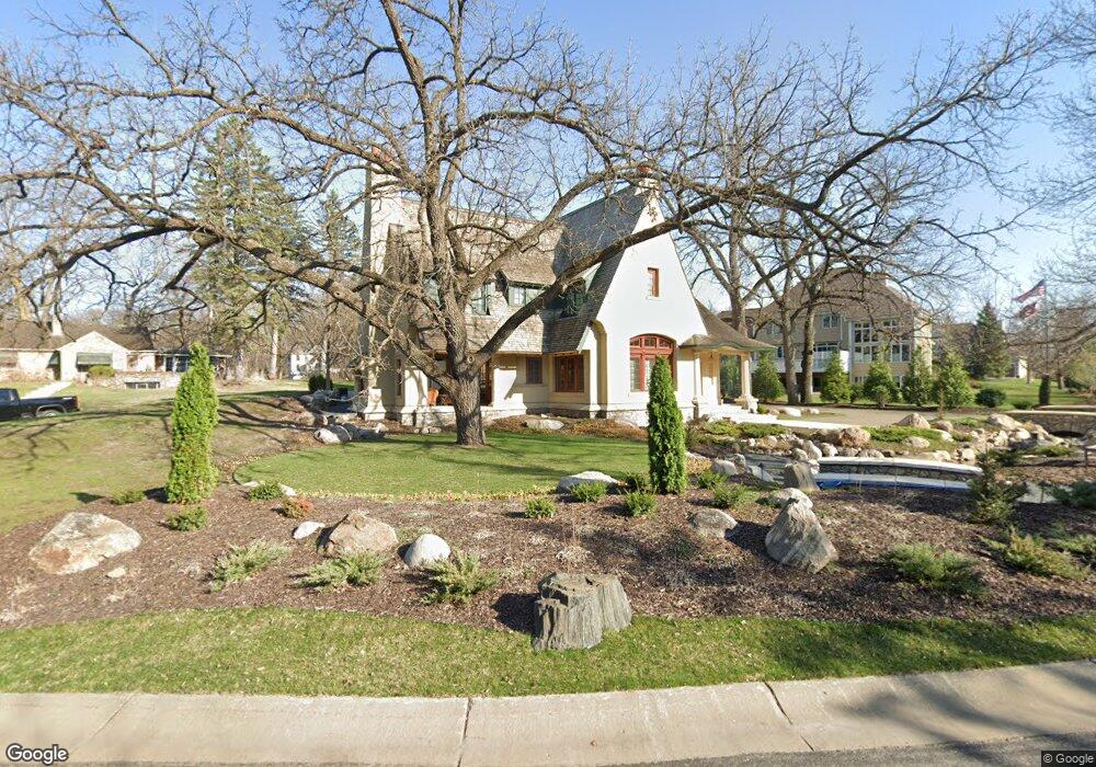 5725 Smithtown Way, Excelsior, MN 55331 - photo 1