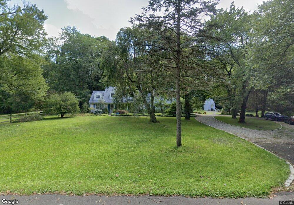 24 Blue Spruce Cir, Weston, CT 06883 - photo 1