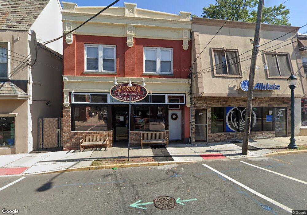 228 Stuyvesant Ave unit 2, Lyndhurst, NJ 07071 - photo 1