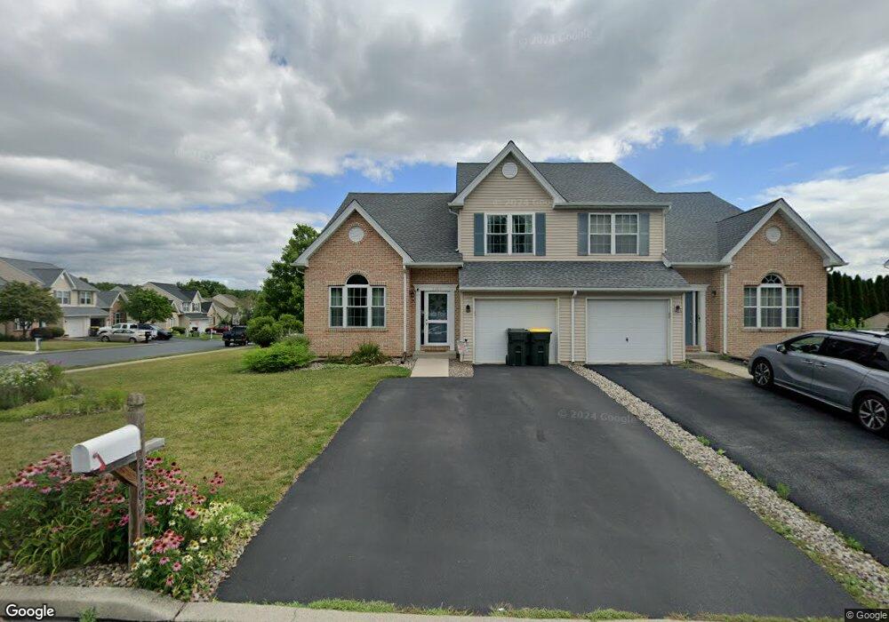 2389 Red Maple Dr, Coplay, PA 18037 - photo 1