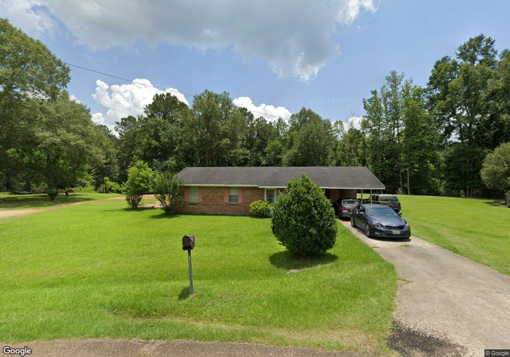 1104 Meadowbrook Ln, Tylertown, MS 39667 - photo 1