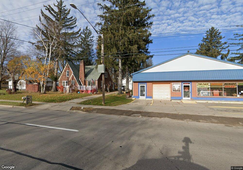 5856 S Martin Luther King jr Blvd, Lansing, MI 48911 - photo 1