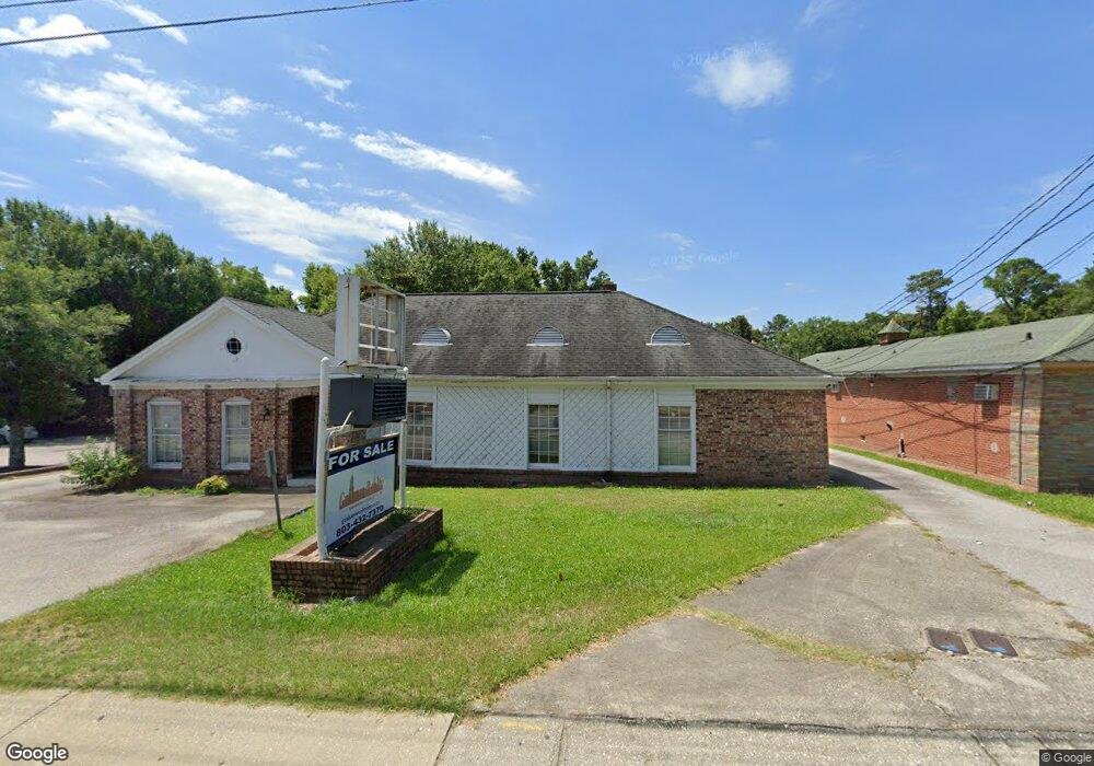 1037 W Dekalb St, Camden, SC 29020 - photo 1