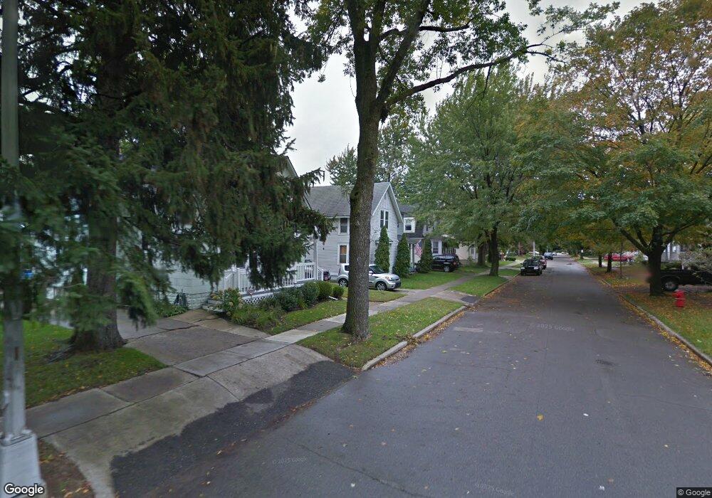 104 Muir Rd, Grosse Pointe Farms, MI 48236 - photo 1