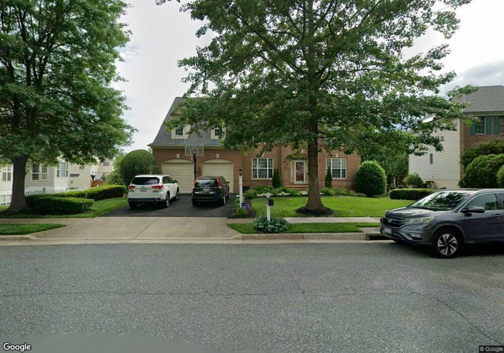 1945 Powells Landing Cir, Woodbridge, VA 22191 - photo 1