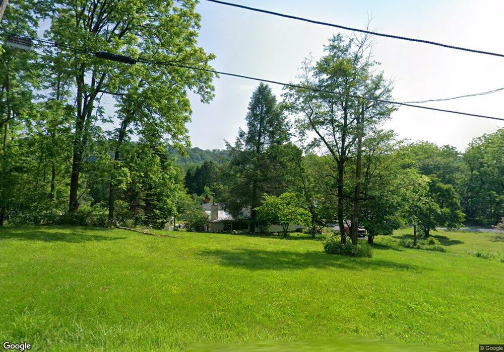 6423 Riverview Rd, Slatington, PA 18080 - photo 1