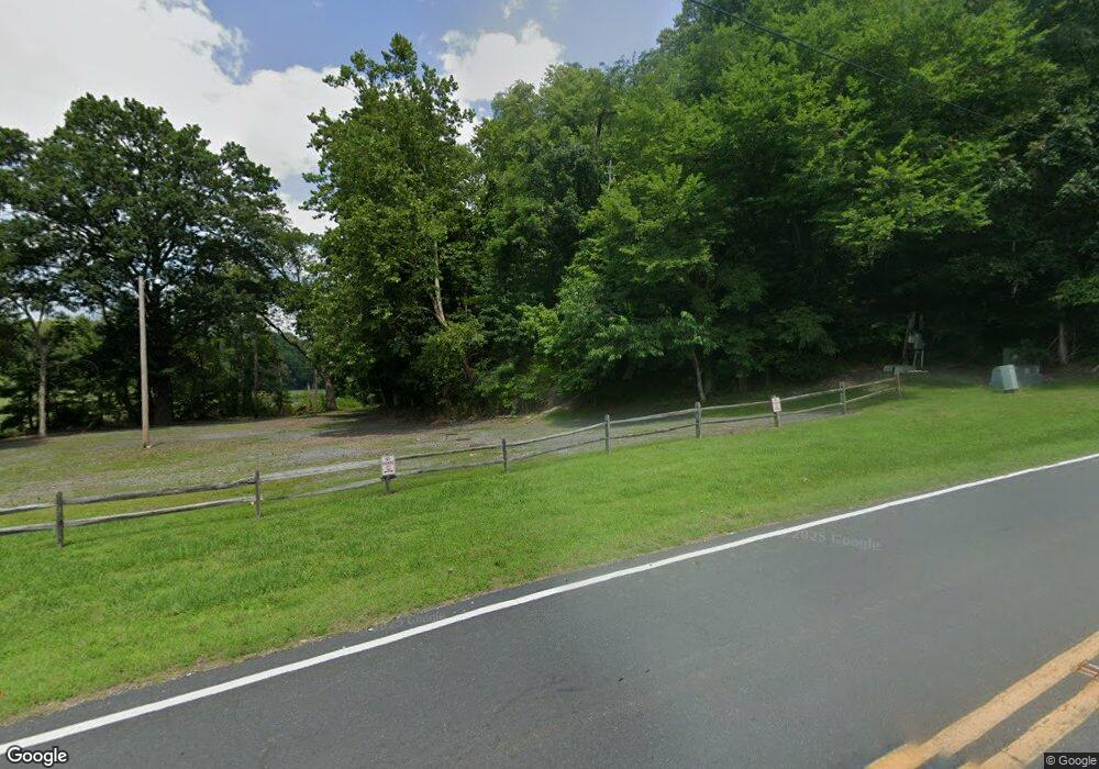 11470 Popes Creek Rd, Newburg, MD 20664 - photo 1