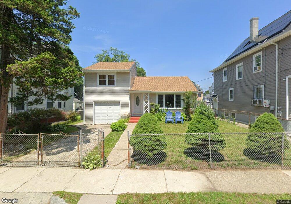 107 Corinth St, Providence, RI 02907 - photo 1