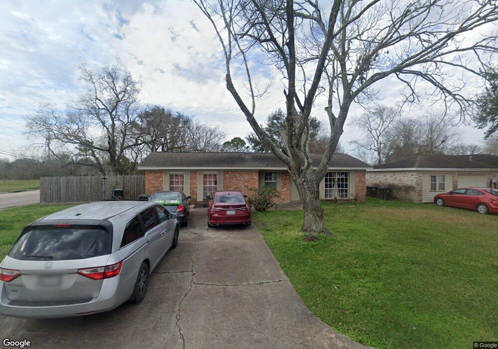 404 Debbie Ln, Alvin, TX 77511 - photo 1