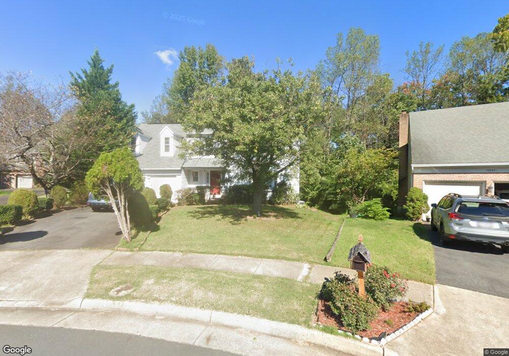 13535 Smallwood Ln, Chantilly, VA 20151 - photo 1