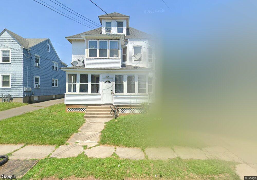 126 Barker St unit 128, Hartford, CT 06114 - photo 1