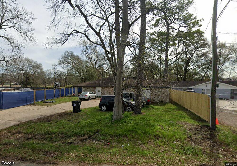 13518 Mobile St, Houston, TX 77015 - photo 1