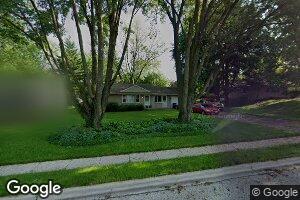 8 Hickory Ln, Algonquin, IL 60102