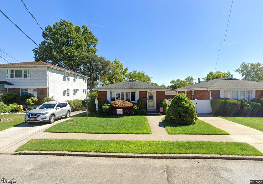 132 Ogorman Ave, Staten Island, NY 10306 - photo 1