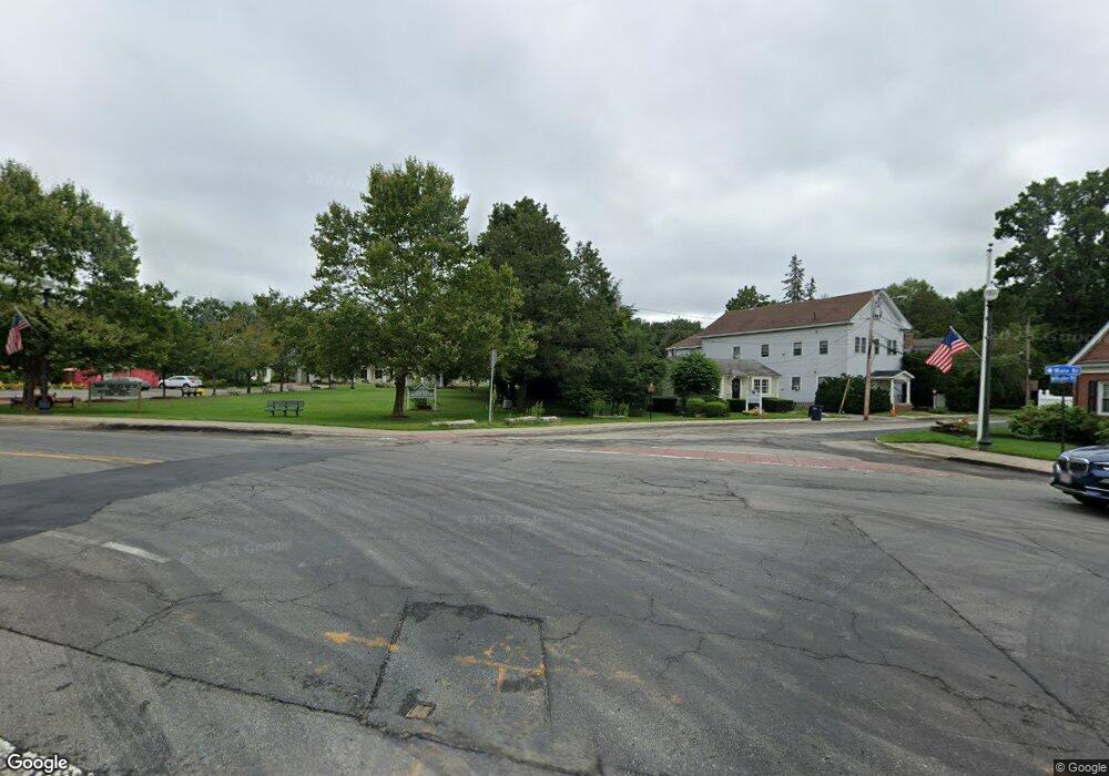 1 Holt Rd, Holden, MA 01520 - photo 1